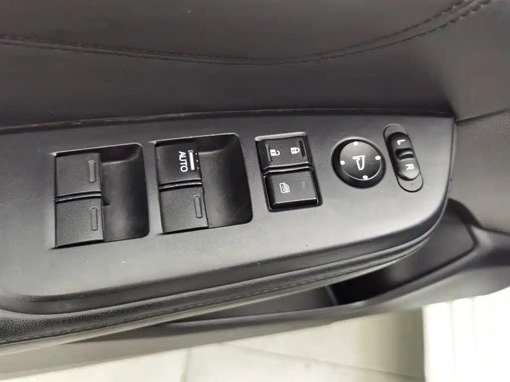 Фото машины 23