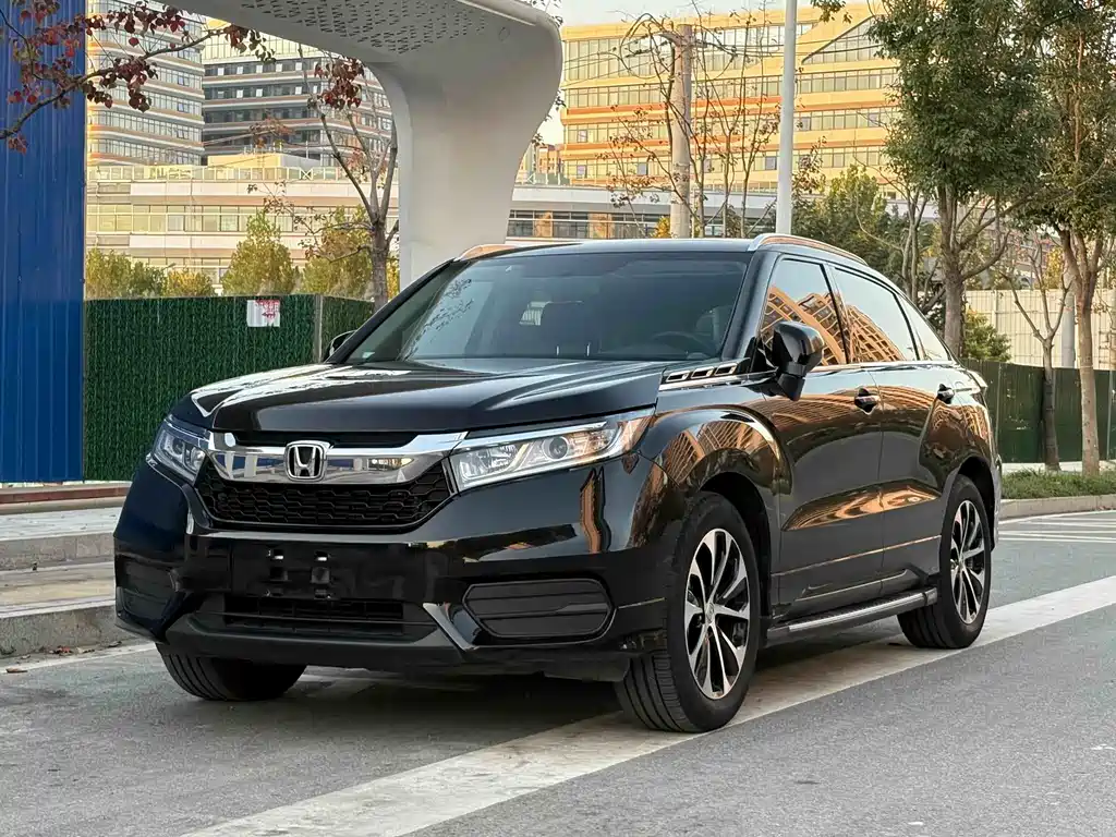 Crown Road 2019 240TURBO Two-wheel drive Comfort Edition