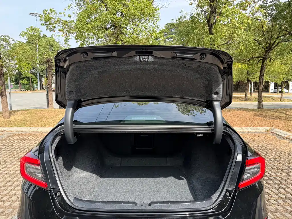 Фото машины 10