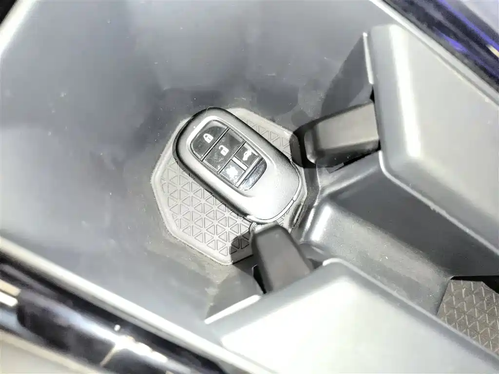 Accord New Energy 2023 2.0L e: PHEV Premium Edition