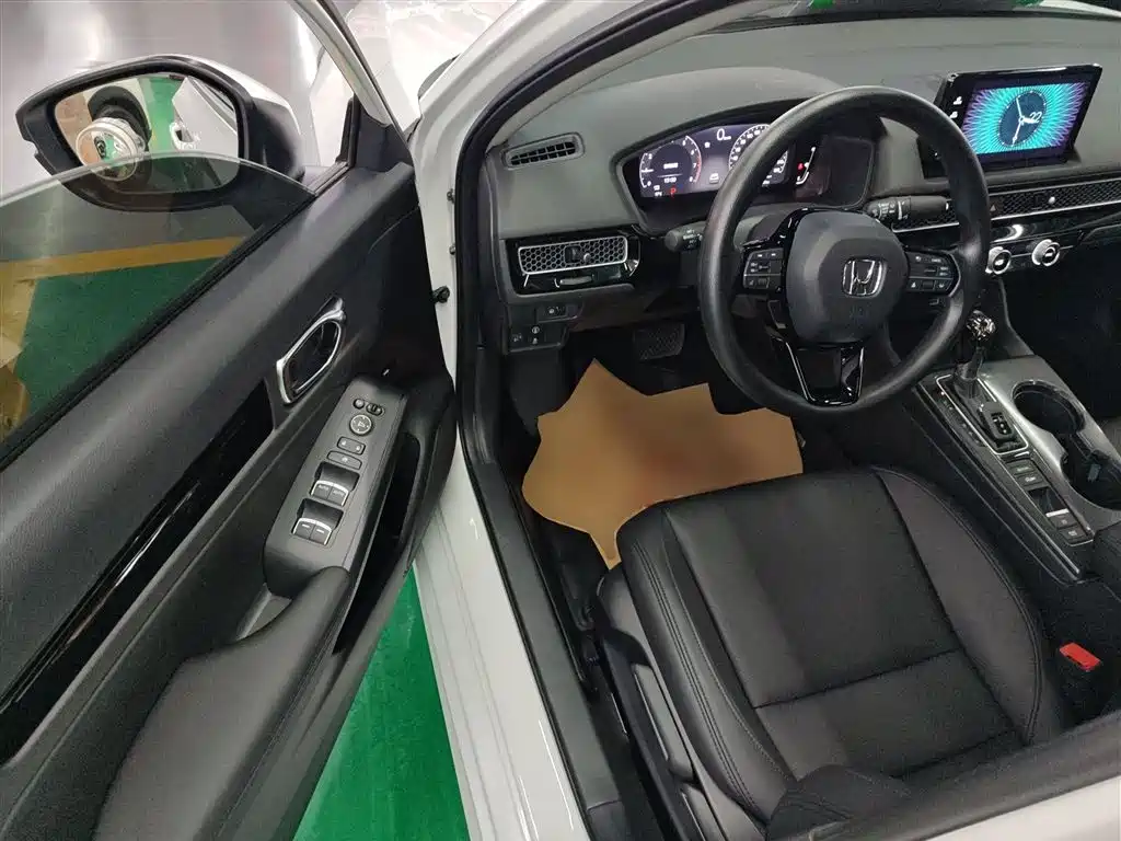 Civic 2023 240TURBO CVT Momentum Edition