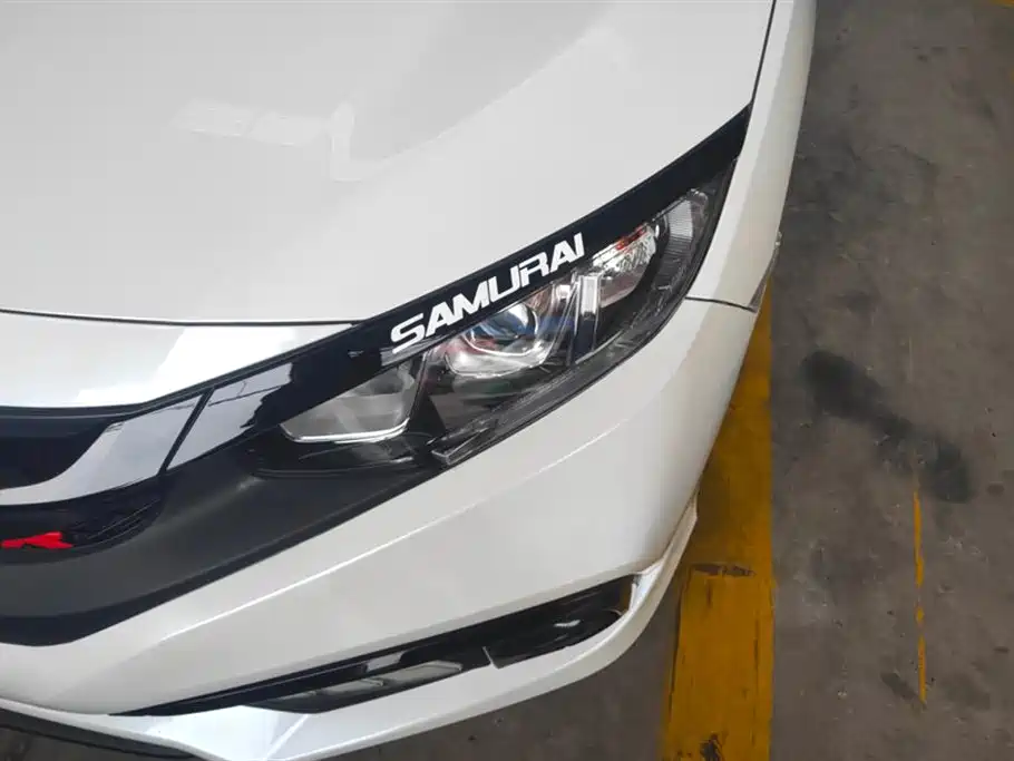 Civic 2019 220TURBO CVT Dynamic Version Country VI