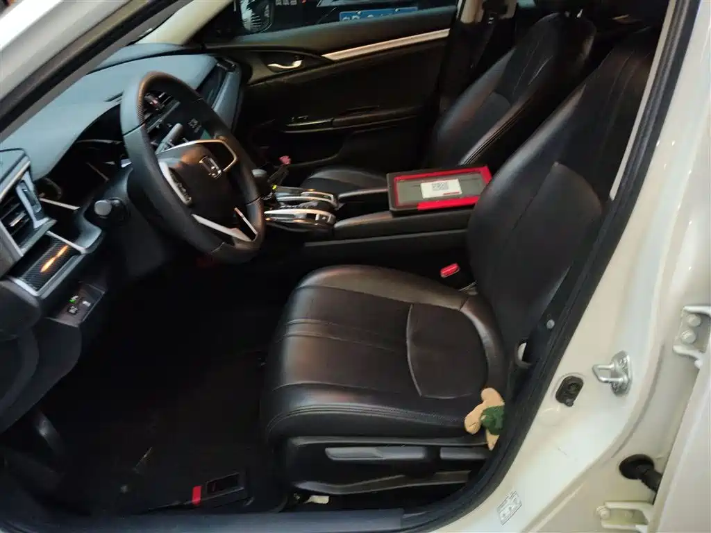 Civic 2019 220TURBO CVT Dynamic Version Country VI