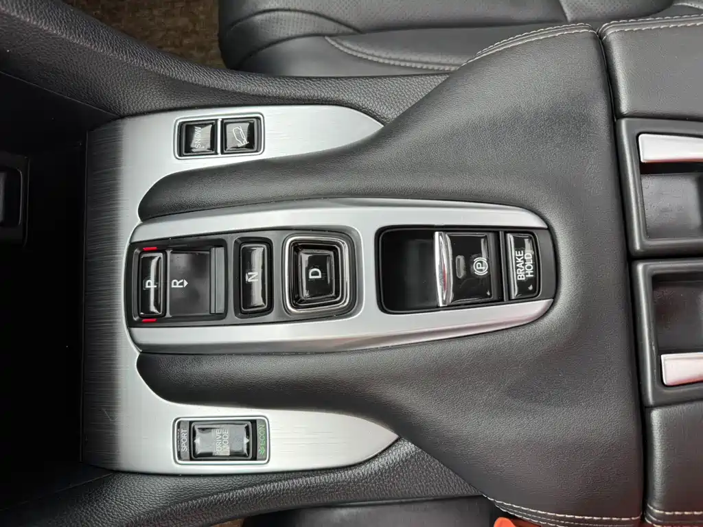 Crown Road 2020 370TURBO Four-wheel drive Exclusive Edition