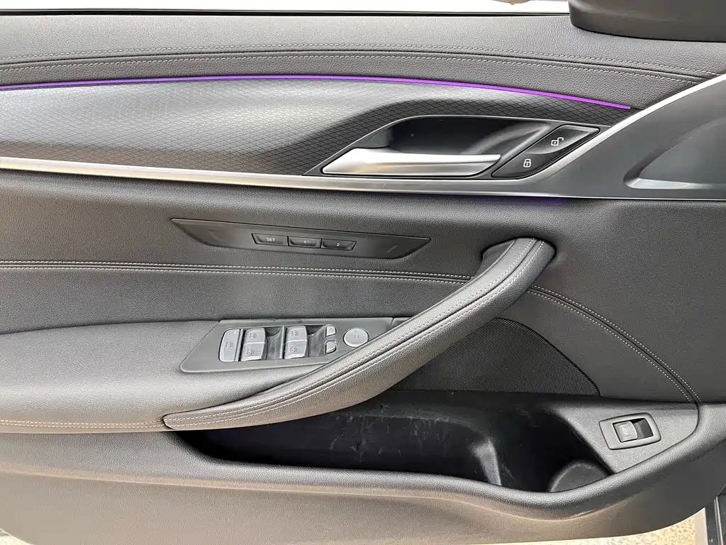 BMW 5 Series imported 2022 model facelift two 525i M sports suit