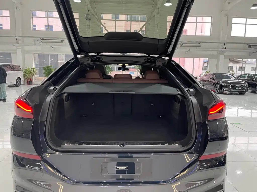 Фото машины 17