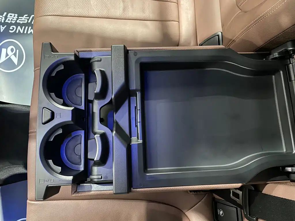 BMW X6 2021 xDrive30i M sports suit