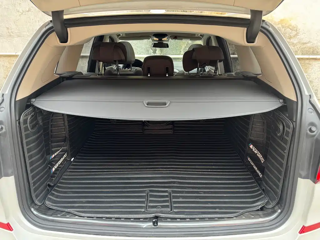 Фото машины 23