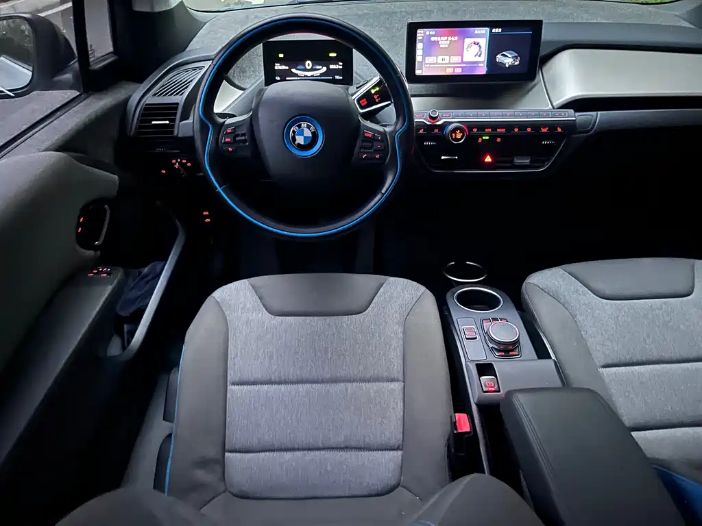 BMW i3 (imported) 2019 fast charging version