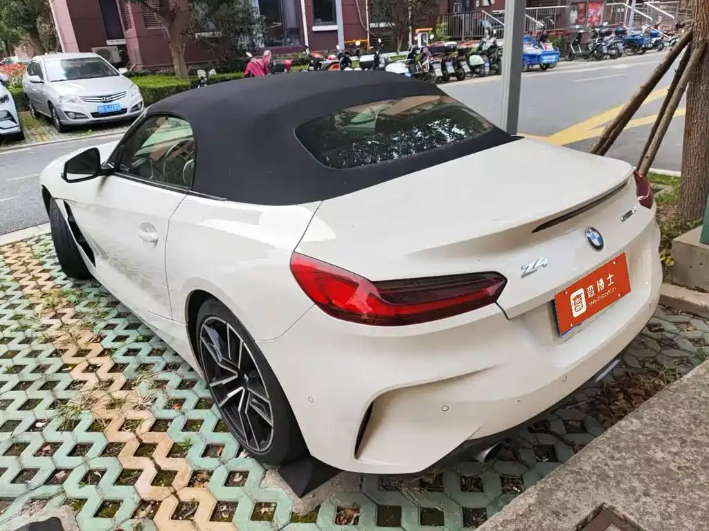 BMW Z4 2022 sDrive 25i M sports Suit