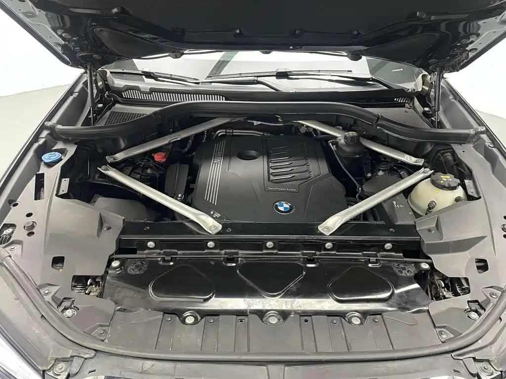 Фото машины 30