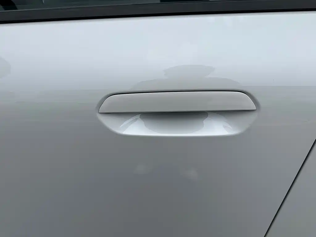 BMW 2 Series 2025 225L M sports Suit