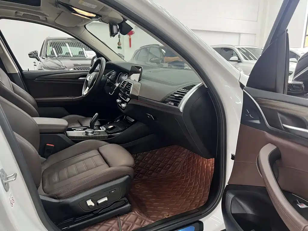 Фото машины 31