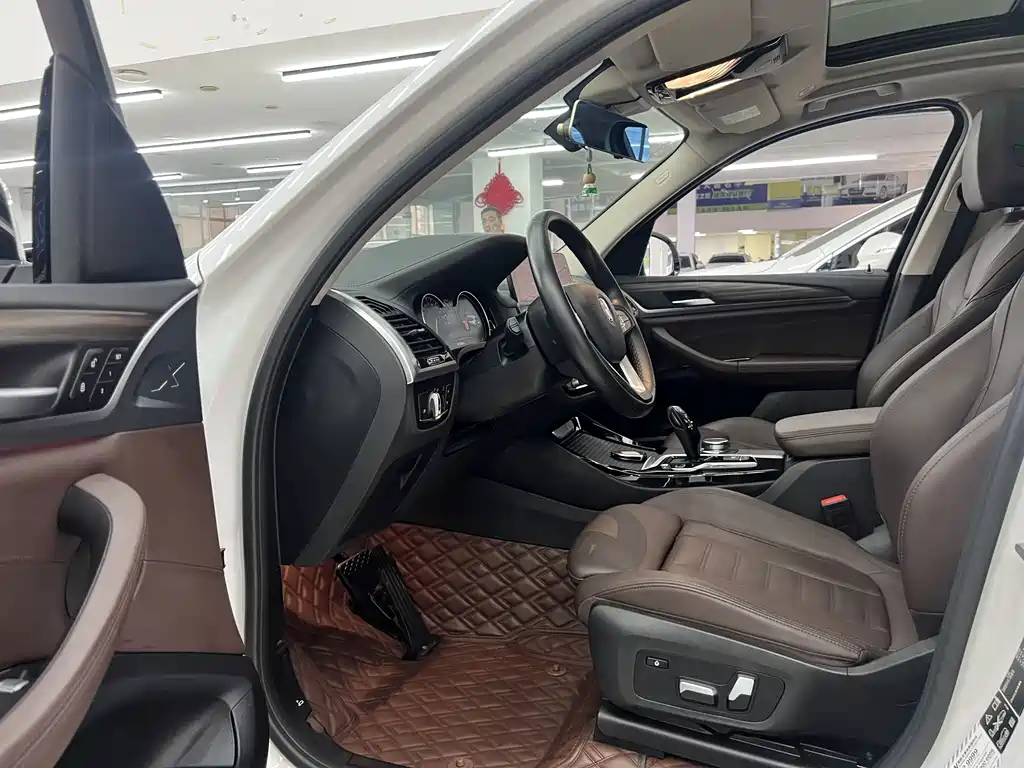 Фото машины 28