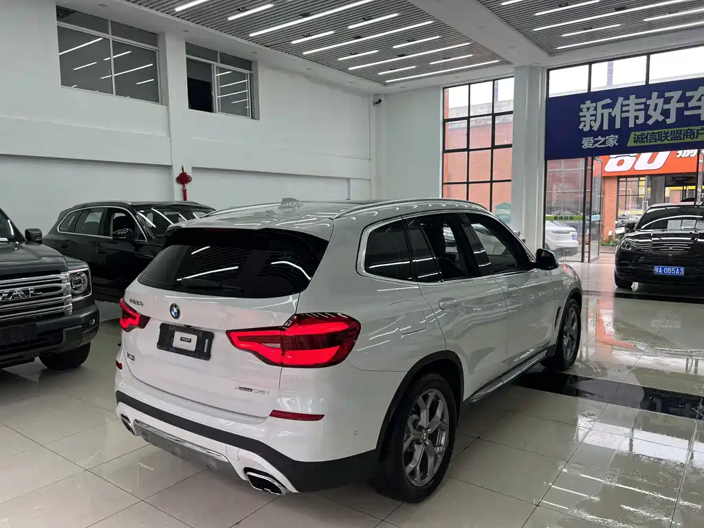 Фото машины 23