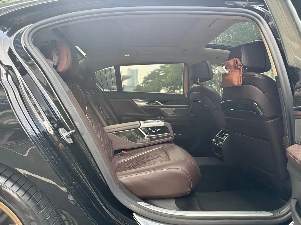 Фото машины 7