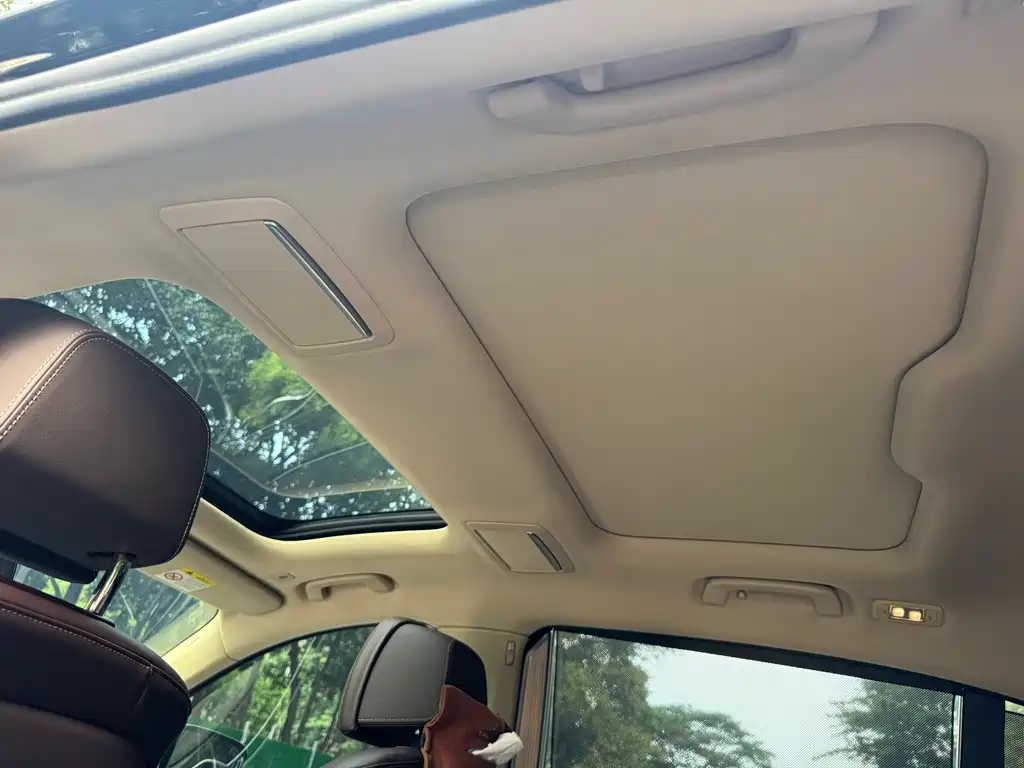 Фото машины 24