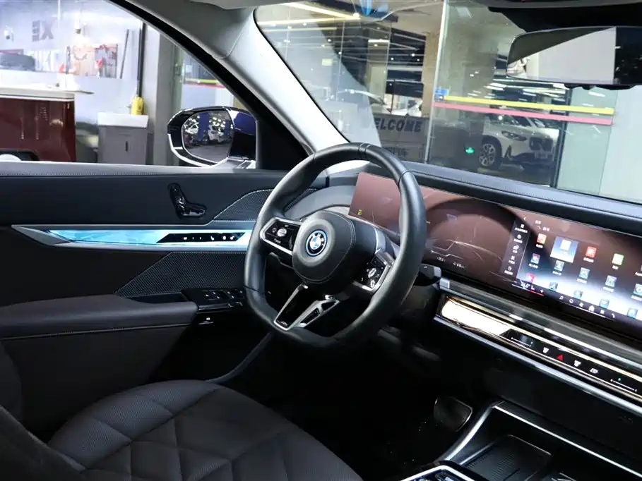 Фото машины