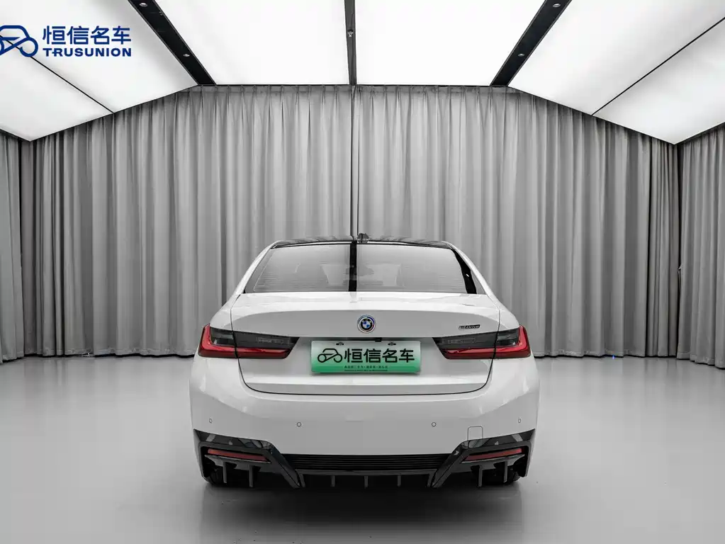 BMW i3 2025 eDrive 35 L