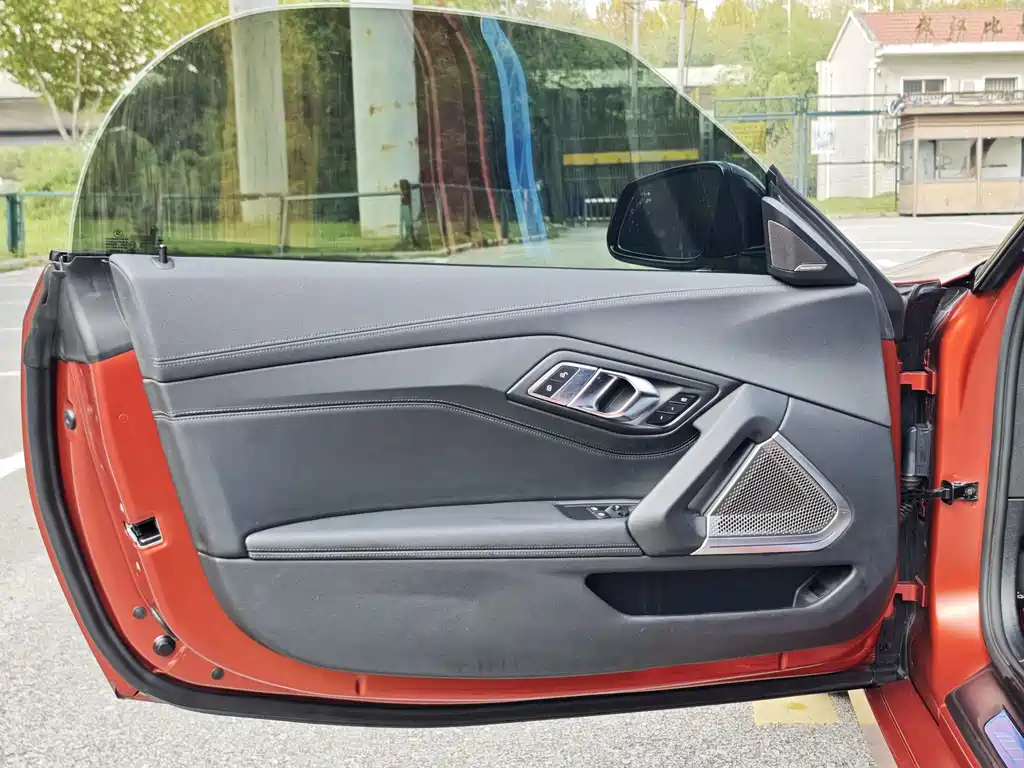 BMW Z4 2020 sDrive 25i Scorching Sun Limited Edition