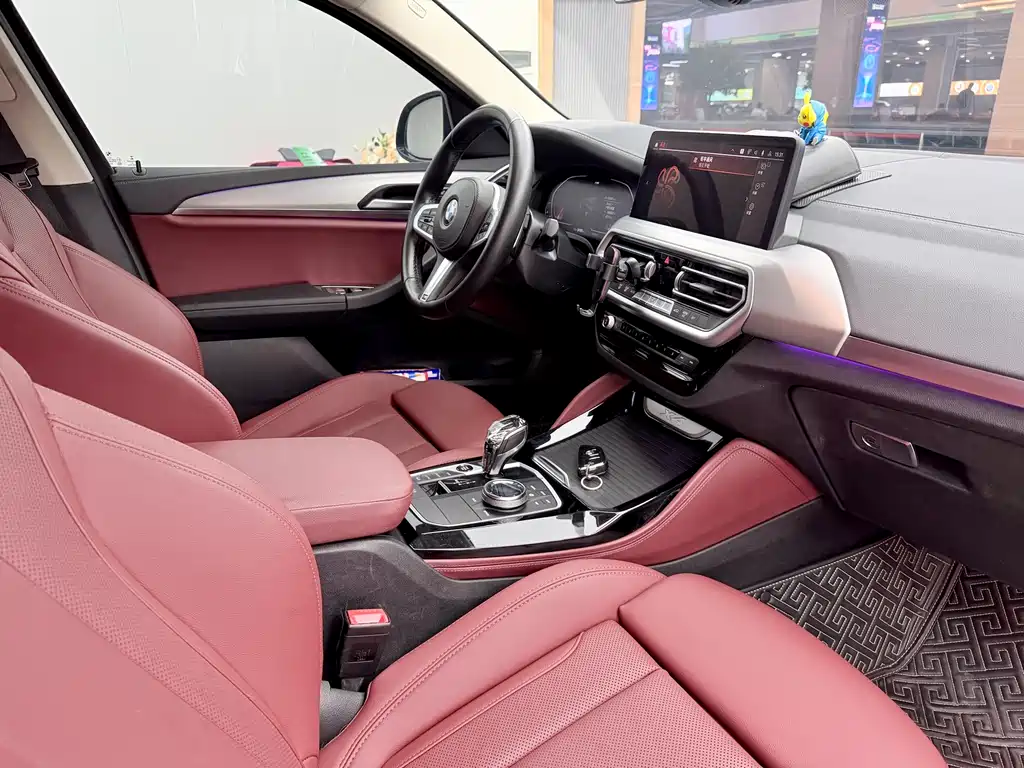 BMW X4 2022 xDrive 30i M sports suit