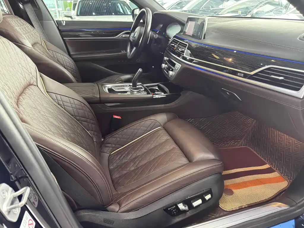 Фото машины 6