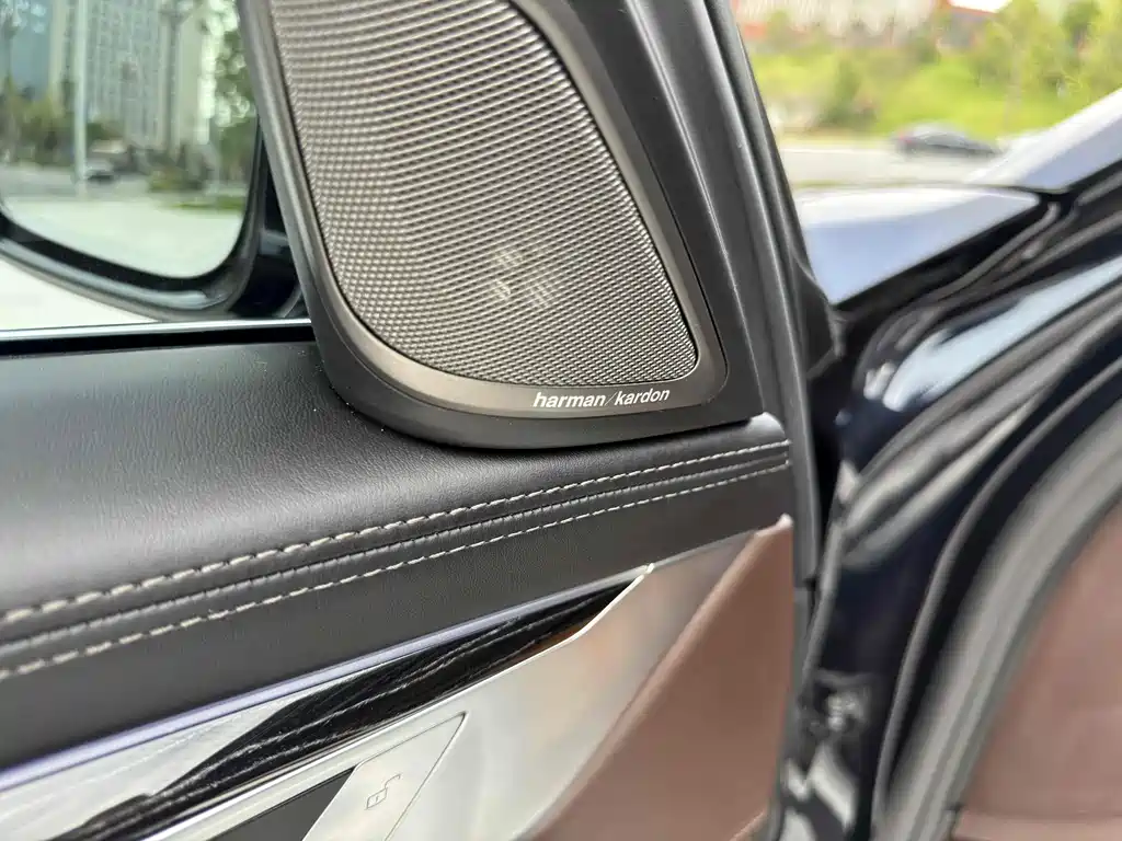 Фото машины 26