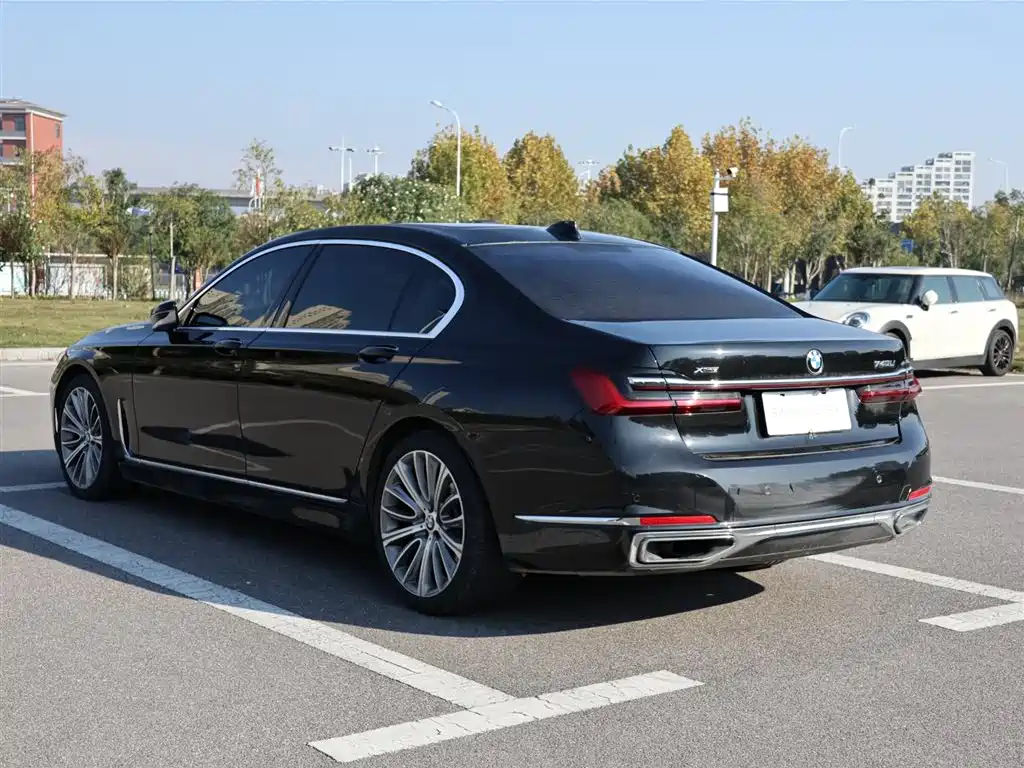 Фото машины 10