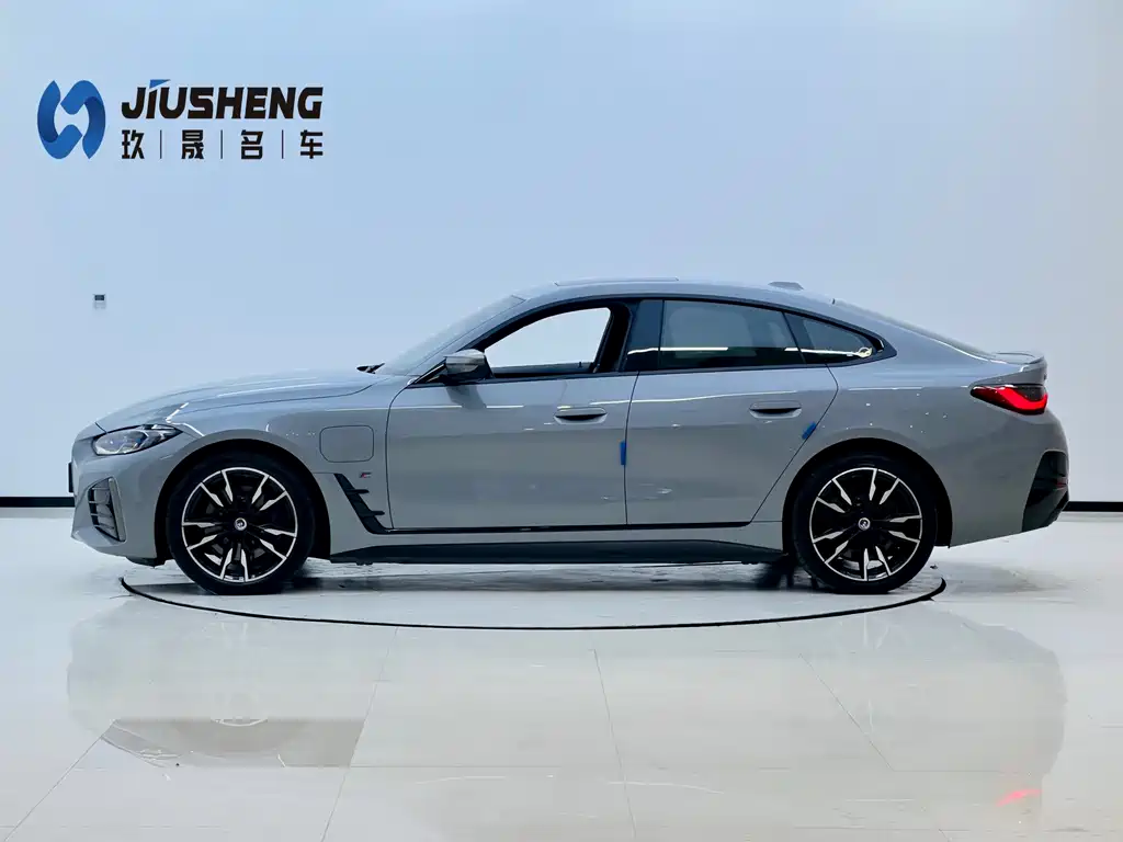 Фото машины 24