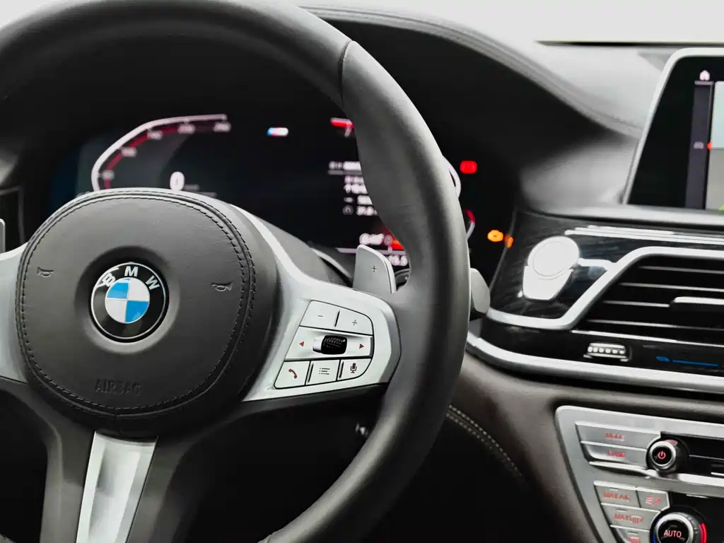 Фото машины 26