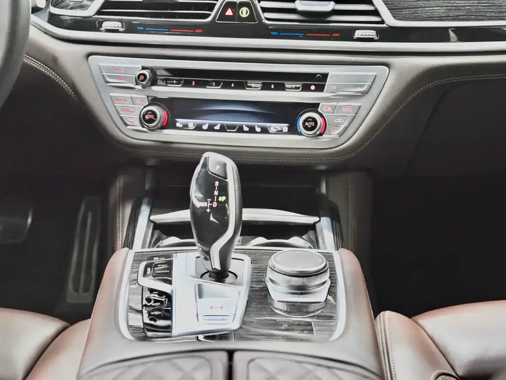 Фото машины 38