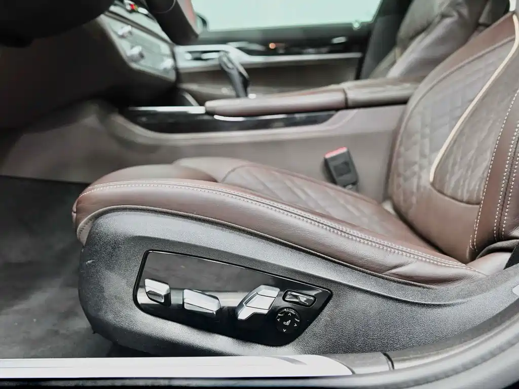 Фото машины 18