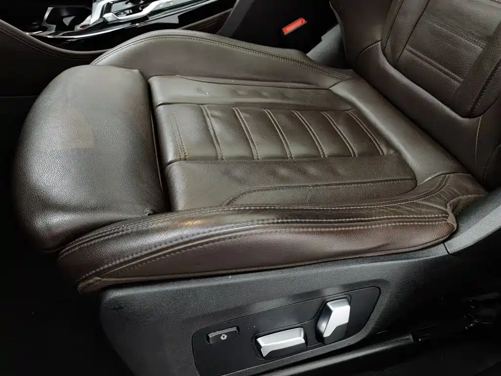 BMW X4 2019 xDrive25i M off-road set