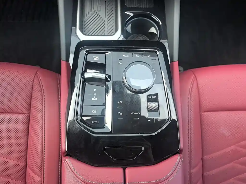 BMW i5 2024 eDrive 35L Exclusive M Sports Suit