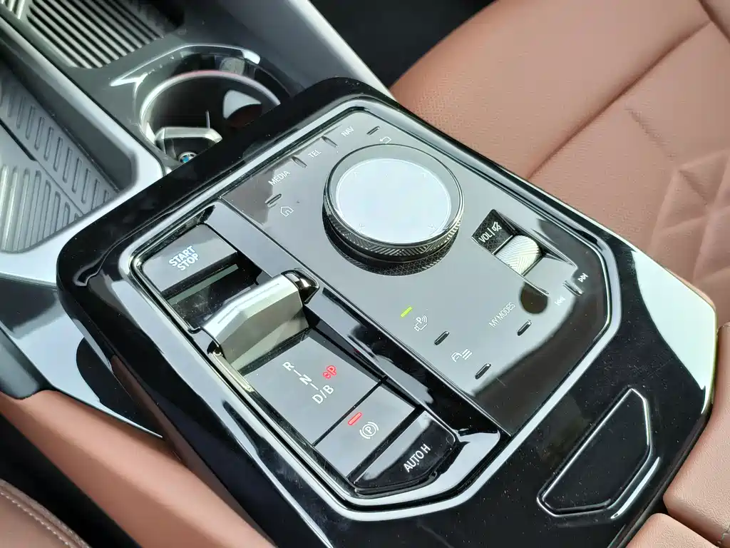 Фото машины 23