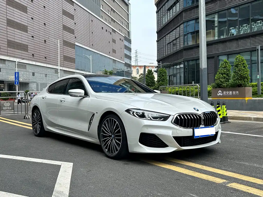 BMW 8 Series 2019 840i four-door coupe M sports suit