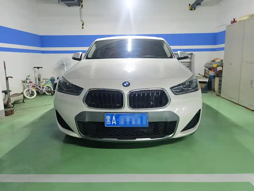 BMW X2 2021 sDrive20i M off-road set