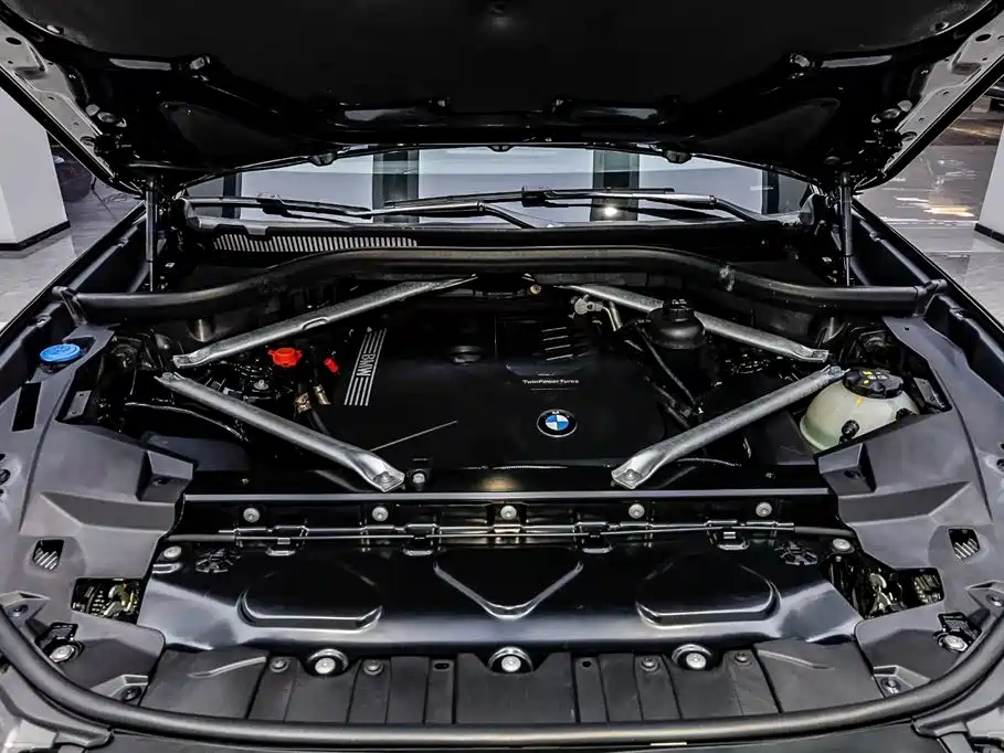 Фото машины 24