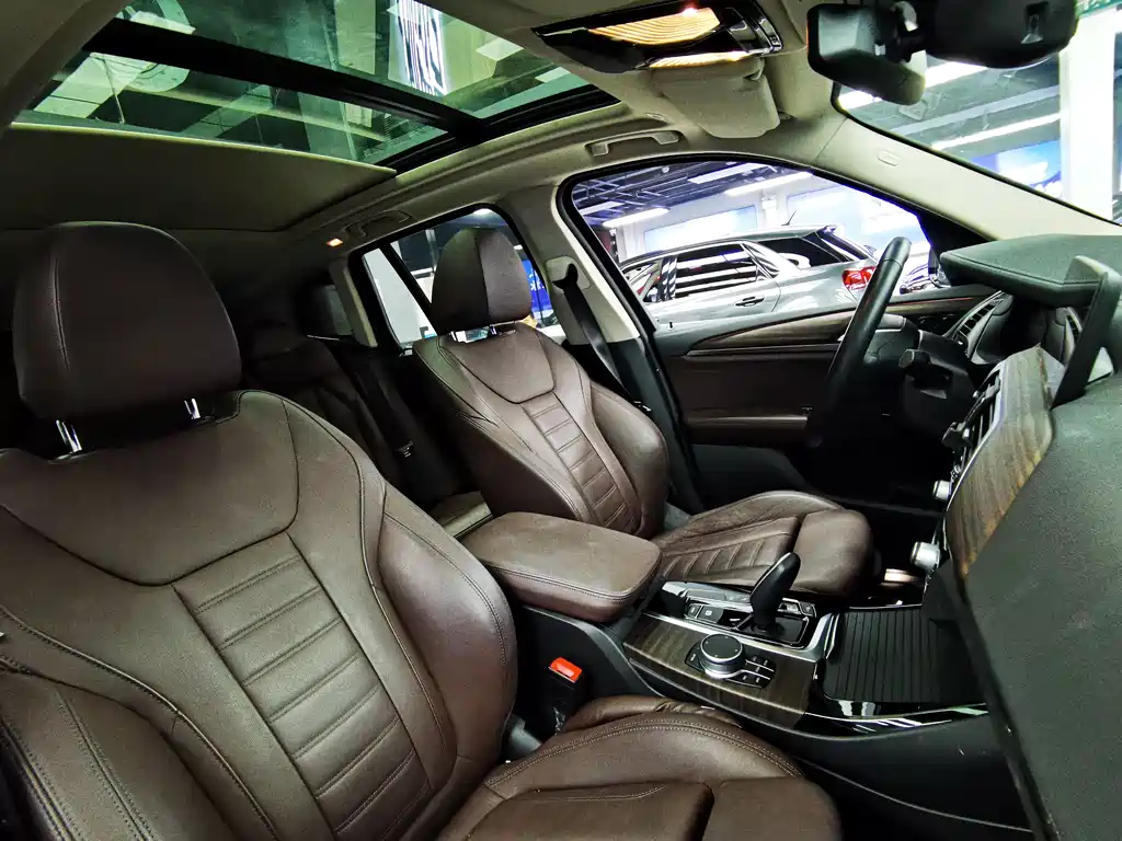 Фото машины 10