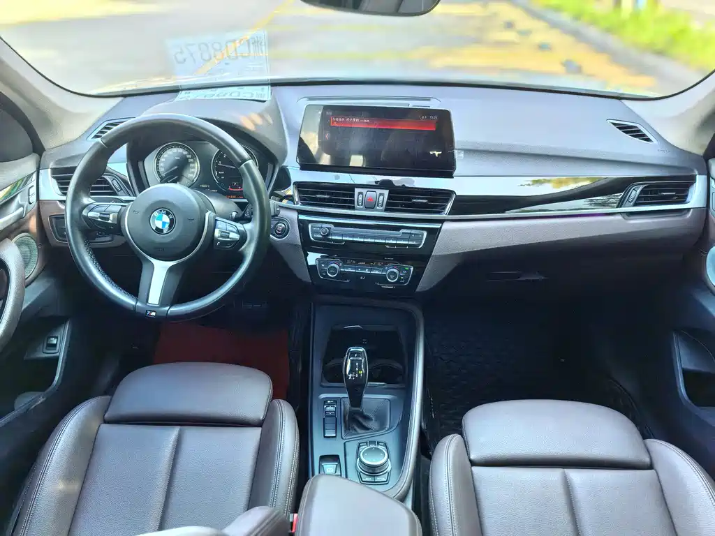 BMW X1 2021 facelift sDrive25Li leading model