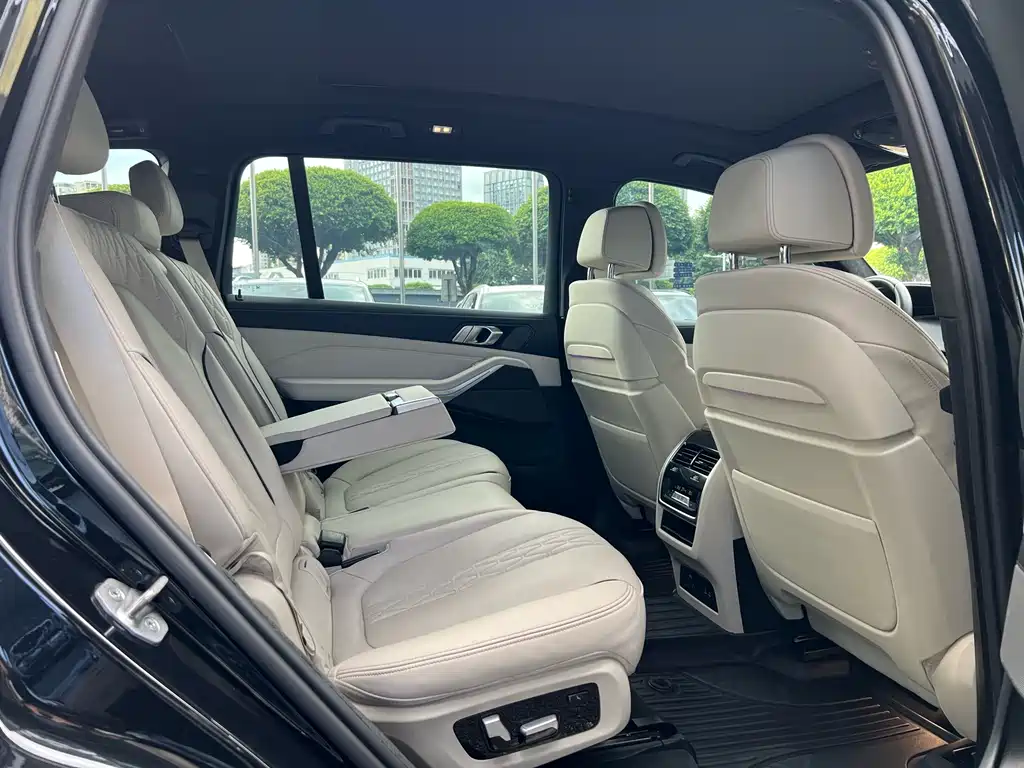 Фото машины 22