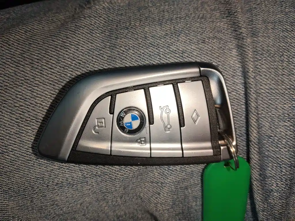 BMW 5 Series 2020 525Li M sports suit