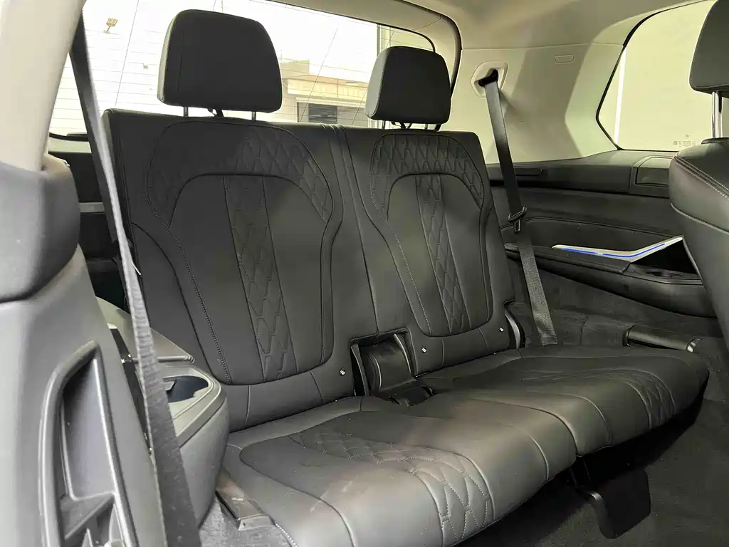 Фото машины 28