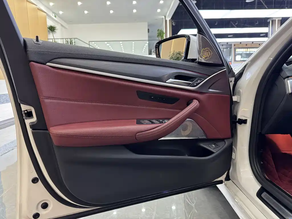 Бэкграунд машины