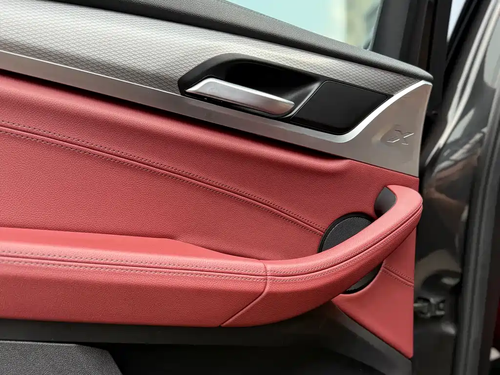 Фото машины 30