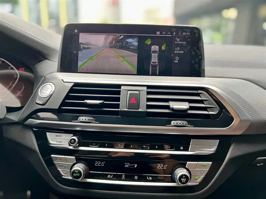 Фото машины 24