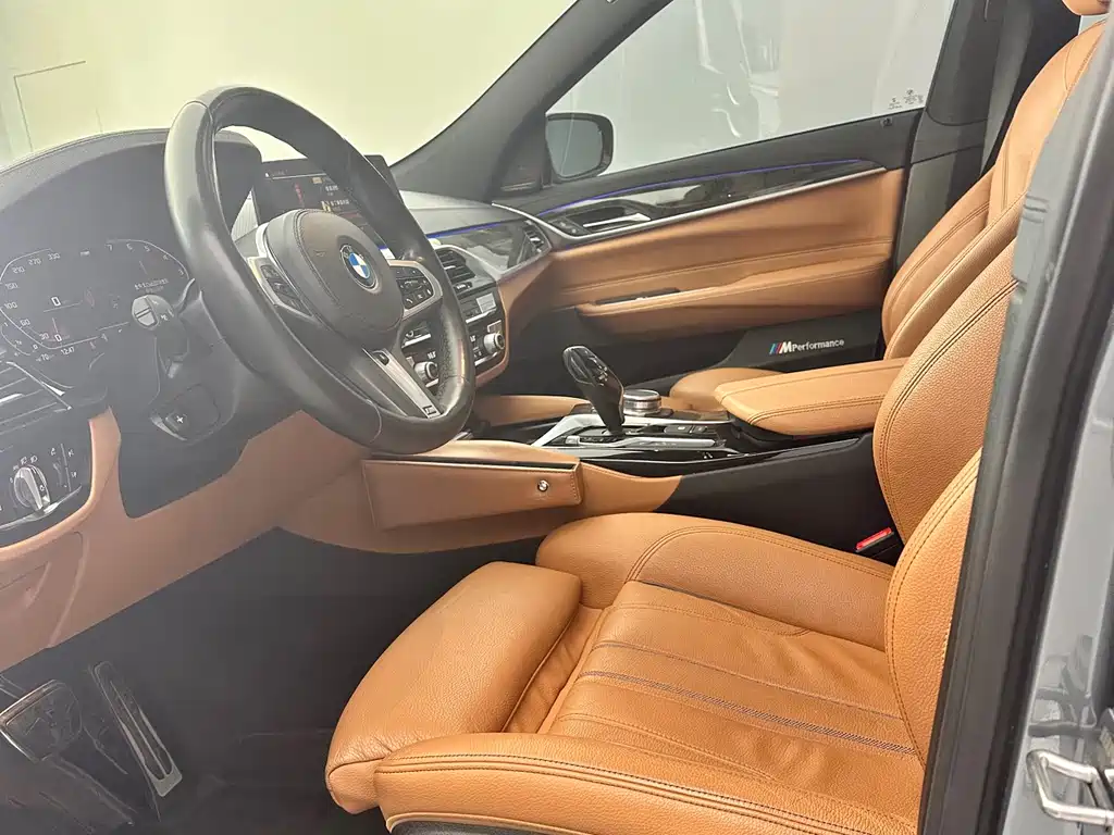 BMW 6 Series GT 2020 630i M sports suit