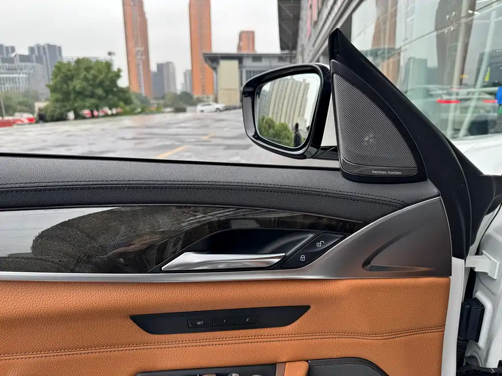 Фото машины 10