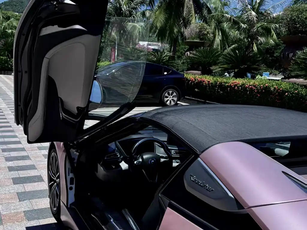 BMW i8 2019 roadster