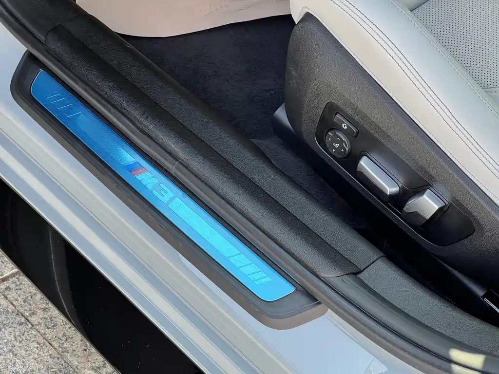 Фото машины 24